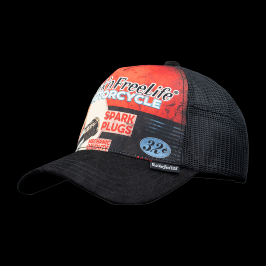 Trucker Cap N°240 SPARK PLUGS – Frontansicht Pin-up-Print auf Rot