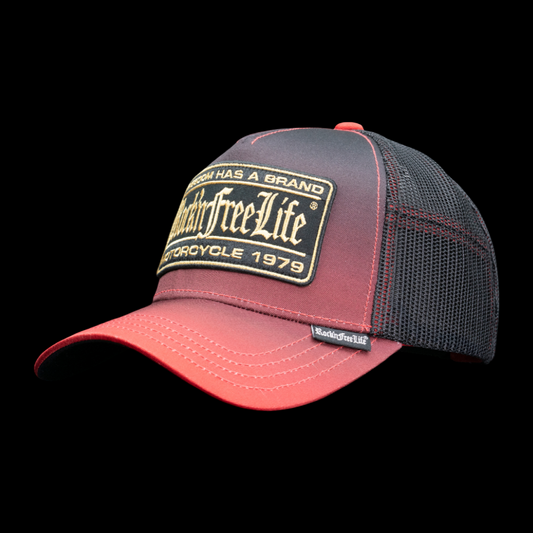 Trucker Cap N°254 WAS WRONG – Frontansicht Rot-Schwarz-Verlauf mit Biker-Patch